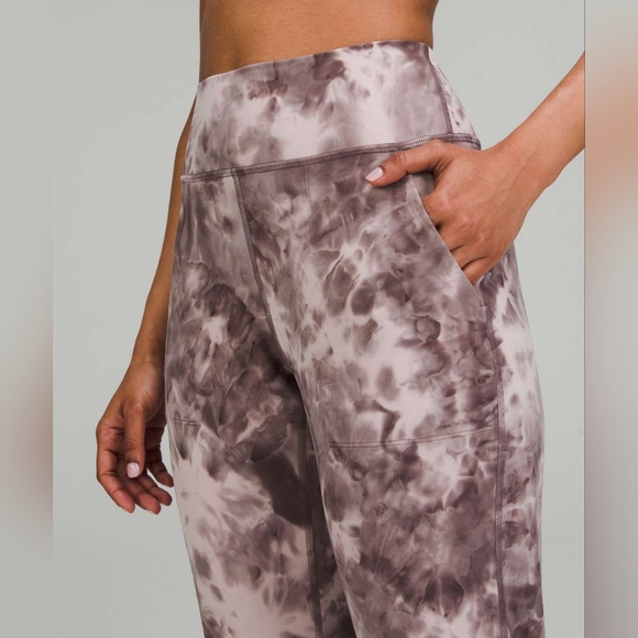 💥 Lululemon Align High-Rise Cropped Jogger - Picture 2 of 10